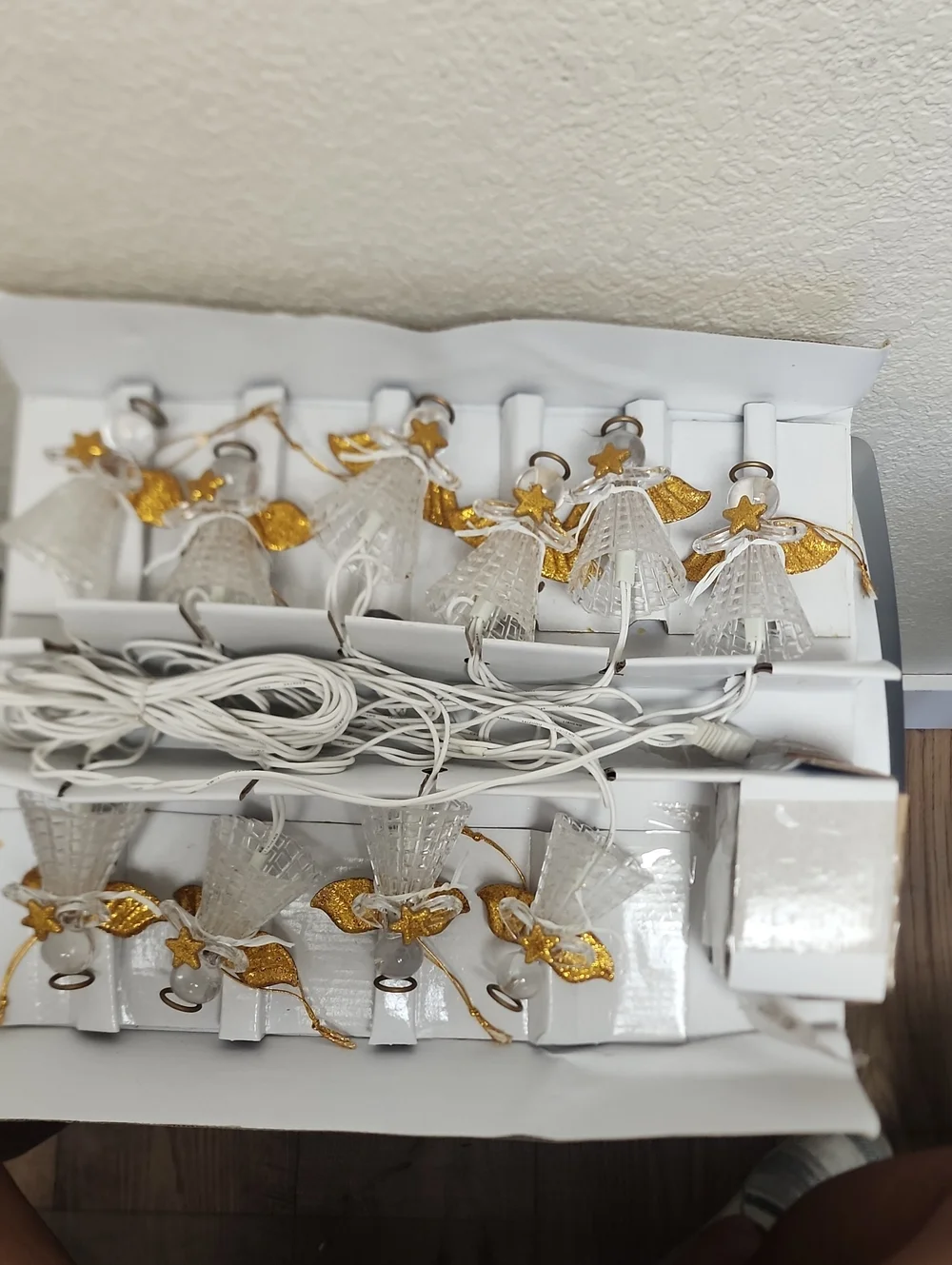 AVON VINTAGE ANGEL CHRISTMAS GARLAND STRING LIGHTS. NEW!